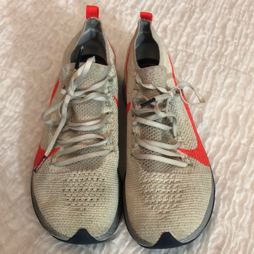 Final price🙏🏻Nike racing shoes